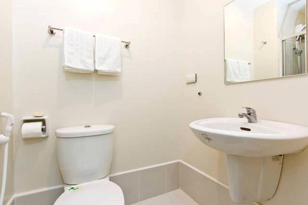 Condo Studio Luxe In Princeton Residences Manila Phòng bức ảnh